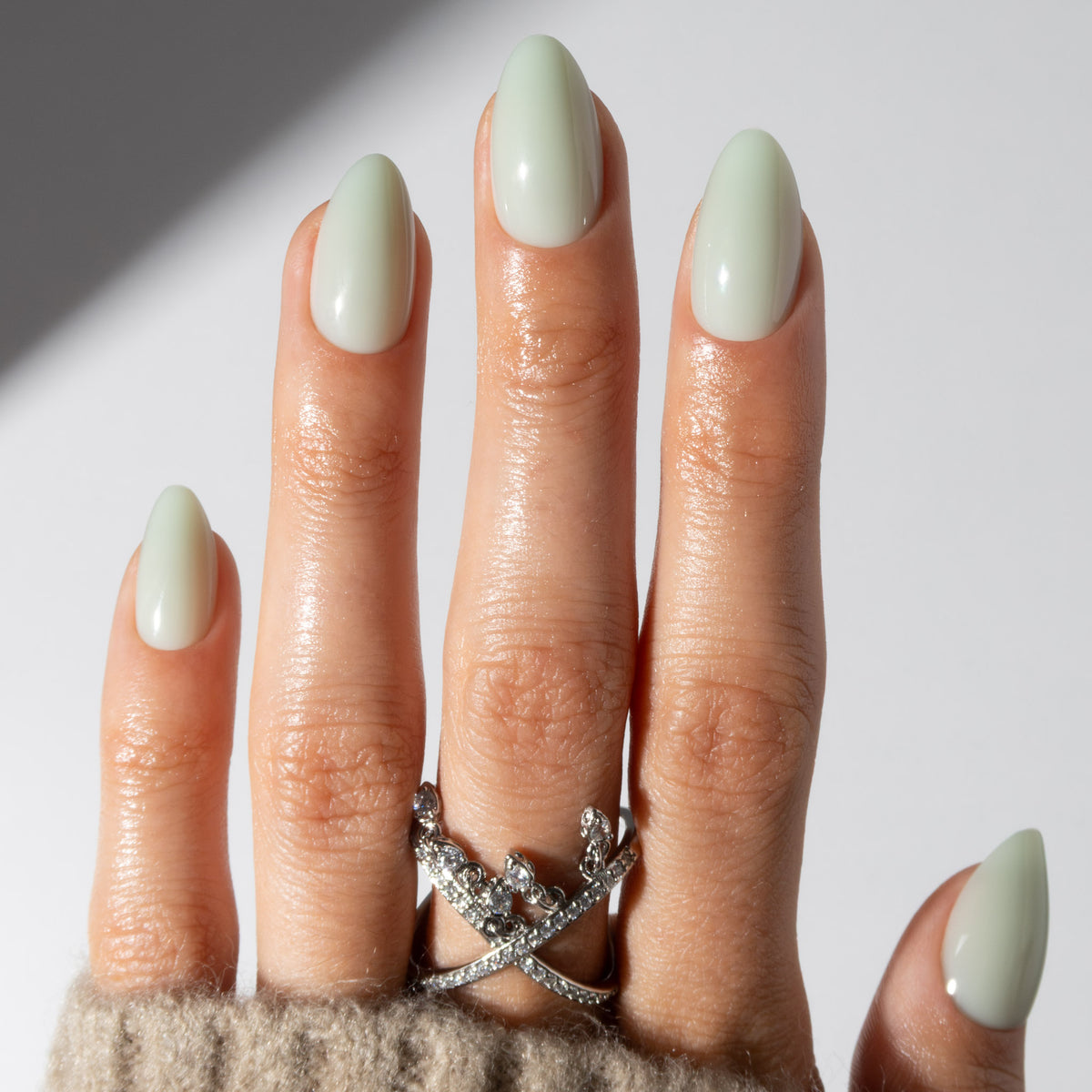 Pale Mint