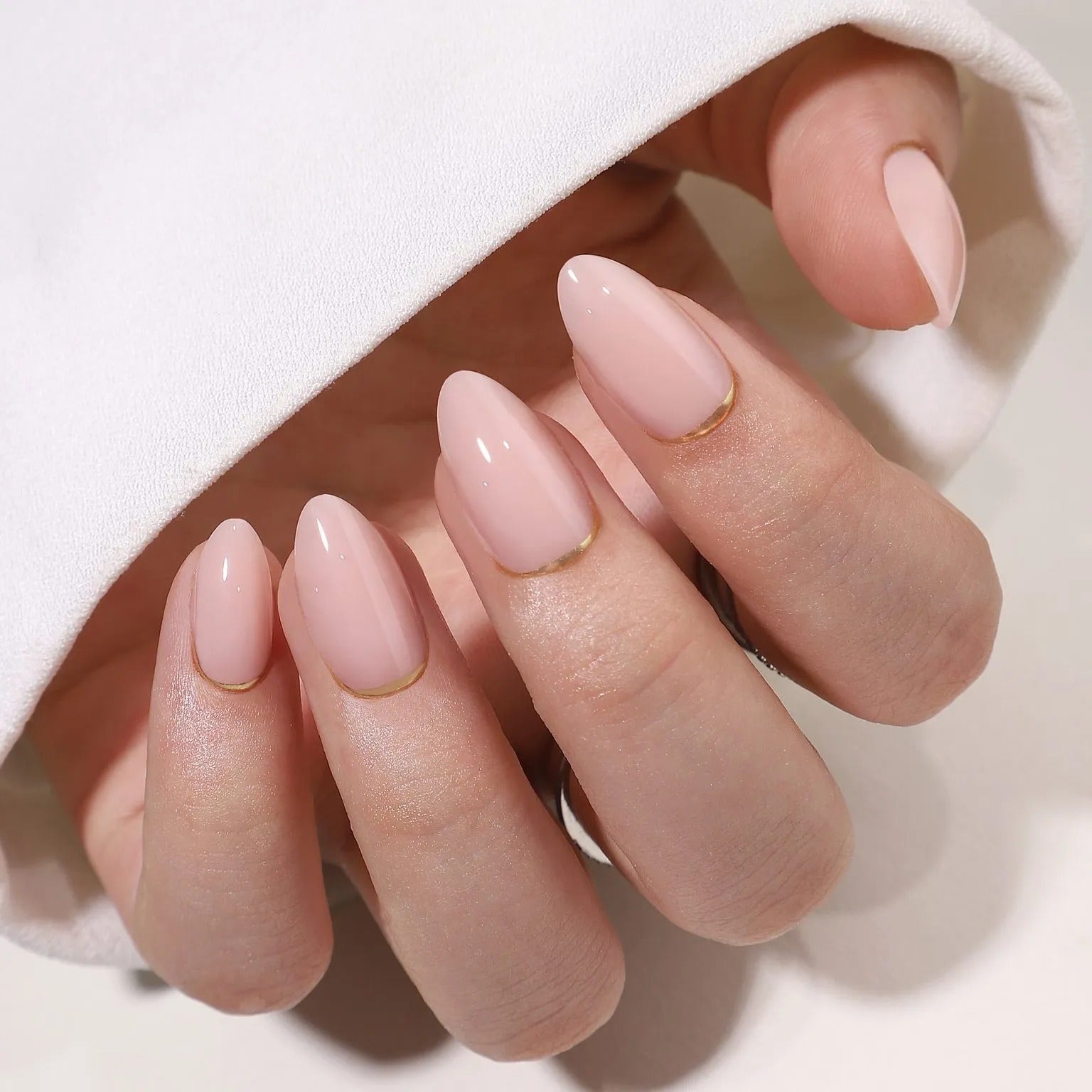 Nude Gleam