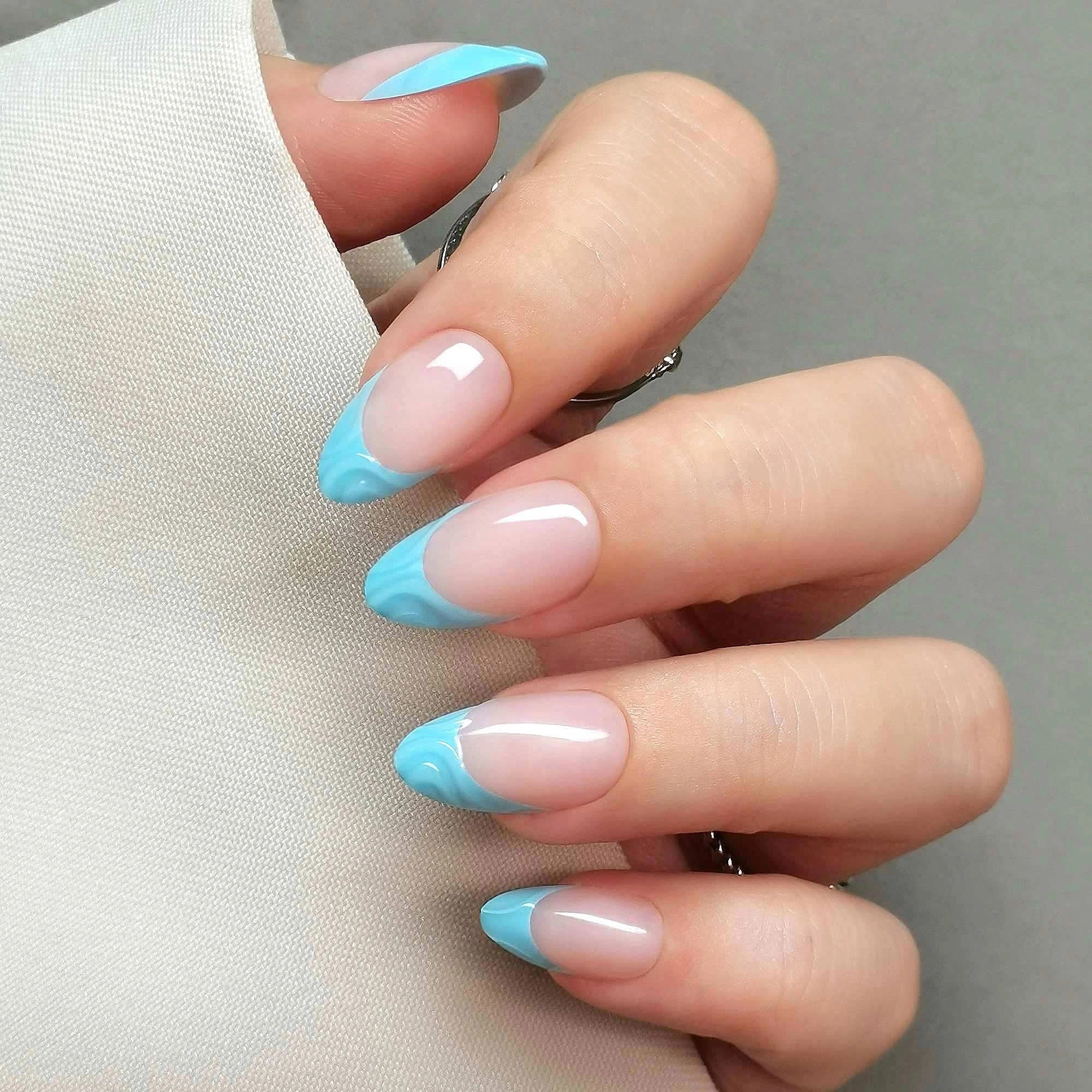 Blue Swirl French