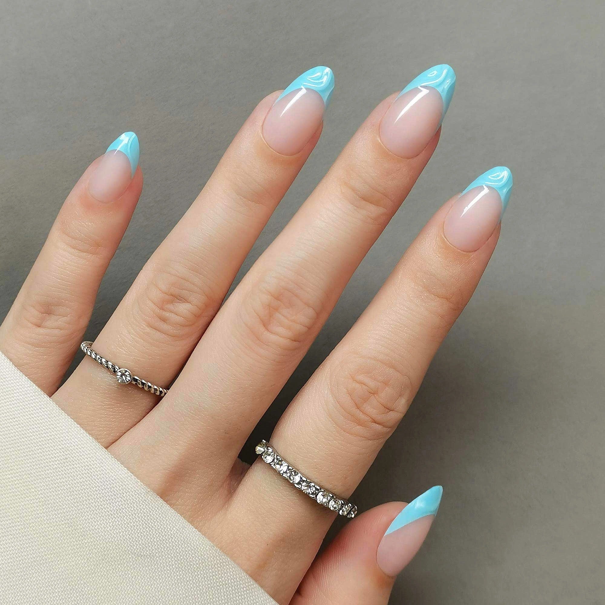 Blue Swirl French