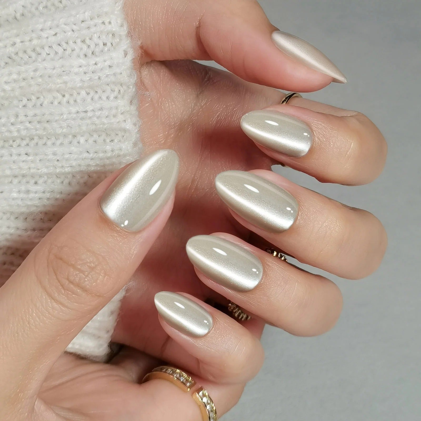 Champagne Cat Eye